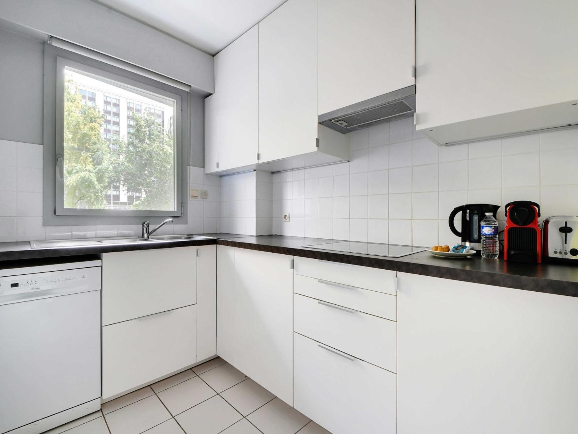 Cosy With Balcony- 3br 5p- Tour-eiffel Parijs