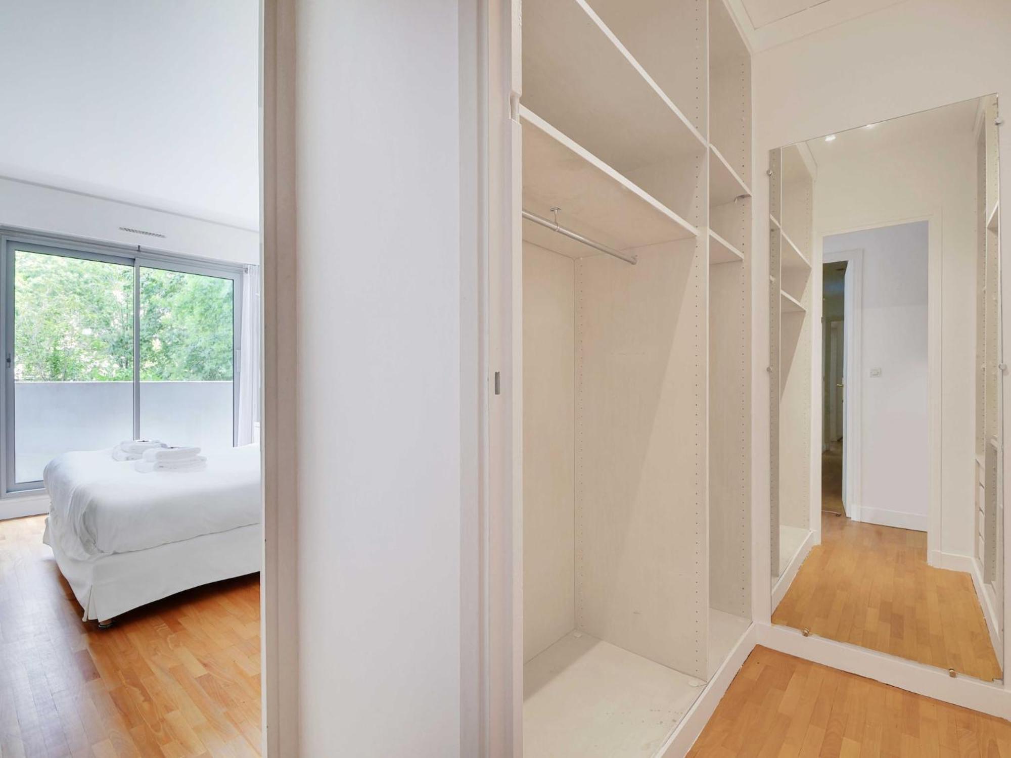 Appartement Cosy With Balcony- 3br 5p- Tour-eiffel *